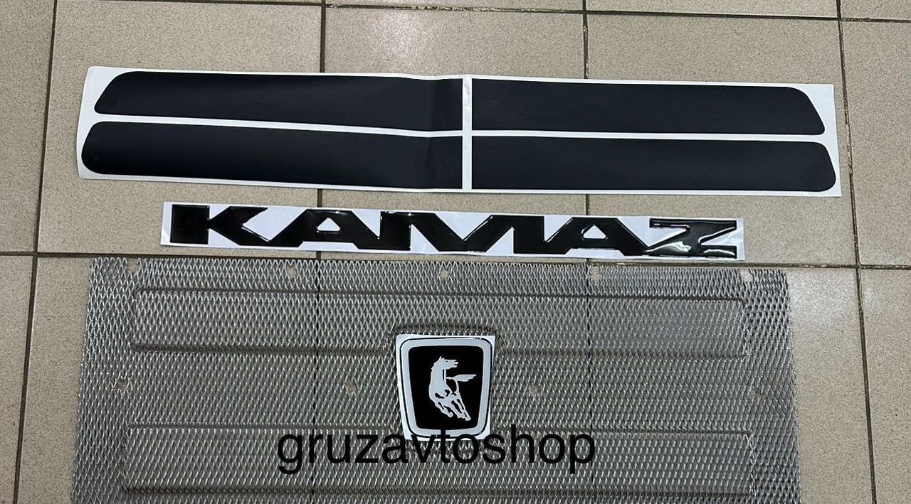 Комплект на капот камаз (сетка наклейка) - Капот для Грузовиков: фото 2 Комплект на капот камаз (сетка наклейка) - Капот для Грузовиков: фото 2