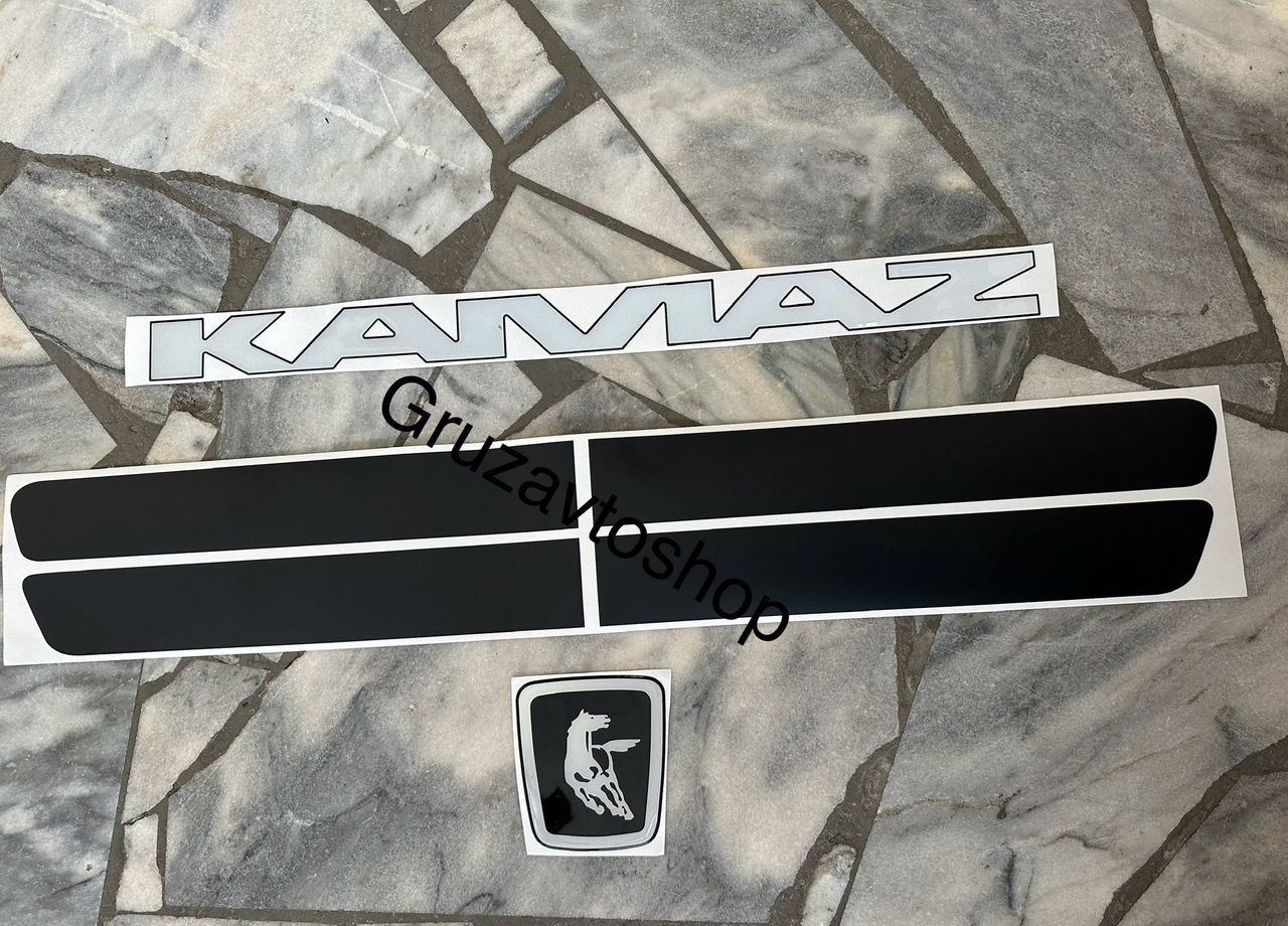 Комплект наклейки на капот для камаз пластиковые - Капот для Грузовиков: фото 1