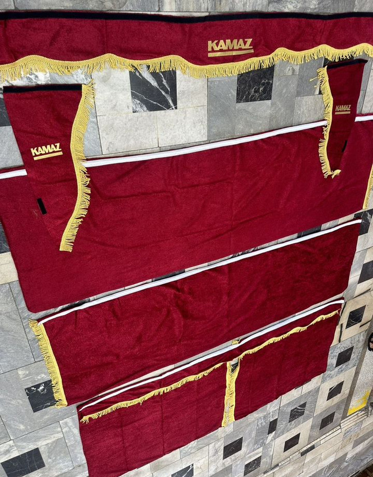 Комплект штор камаз-евро 8 предметов ткань барашка - Кабина и интерьер для Грузовиков: фото 1 Комплект штор камаз-евро 8 предметов ткань барашка - Кабина и интерьер для Грузовиков: фото 1