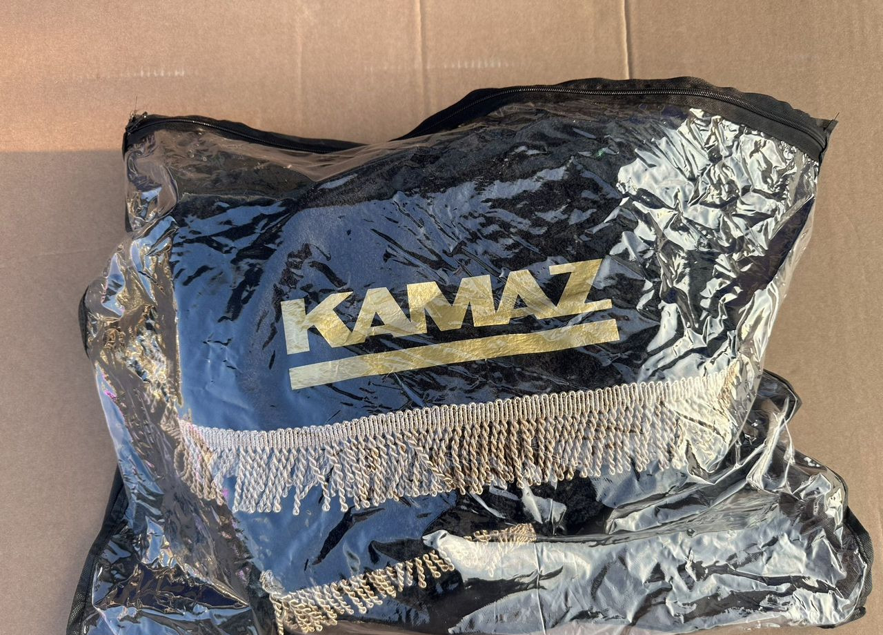 Комплект штор камаз евро 8 предметов ткань барашка - Кабина и интерьер для Грузовиков: фото 1 Комплект штор камаз евро 8 предметов ткань барашка - Кабина и интерьер для Грузовиков: фото 1