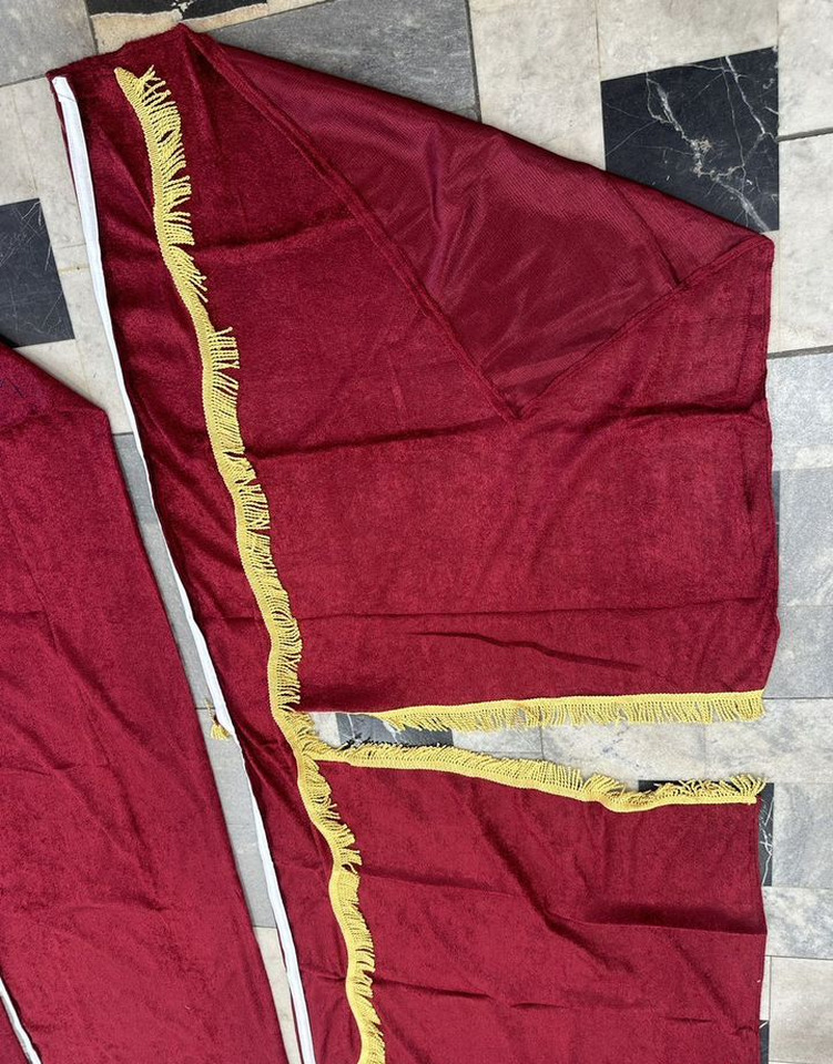 Комплект штор камаз-евро 8 предметов ткань барашка - Кабина и интерьер для Грузовиков: фото 4 Комплект штор камаз-евро 8 предметов ткань барашка - Кабина и интерьер для Грузовиков: фото 4