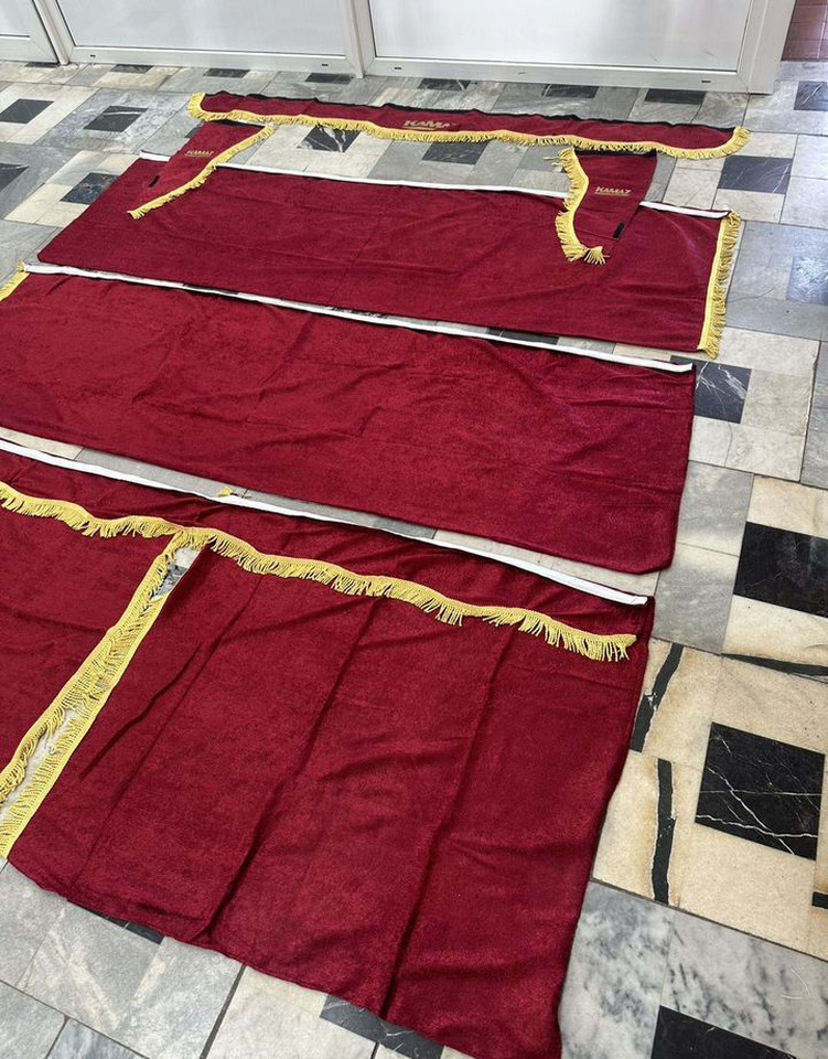 Комплект штор камаз-евро 8 предметов ткань барашка - Кабина и интерьер для Грузовиков: фото 3 Комплект штор камаз-евро 8 предметов ткань барашка - Кабина и интерьер для Грузовиков: фото 3