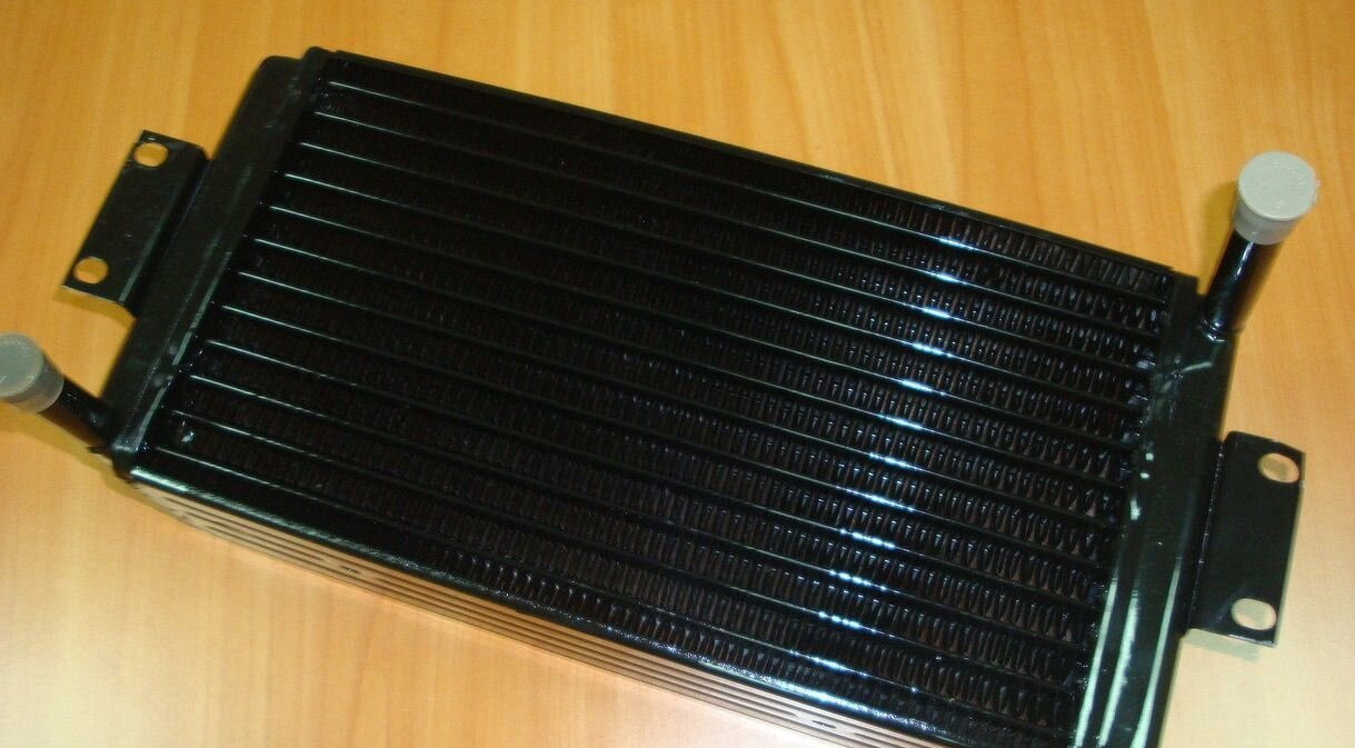 ЛРЗ (Лихославльский радиаторный завод) Радиатор отоп маз-504 медн 3-х рядн (Лихославль) - Радиатор для Грузовиков: фото 1 ЛРЗ (Лихославльский радиаторный завод) Радиатор отоп маз-504 медн 3-х рядн (Лихославль) - Радиатор для Грузовиков: фото 1