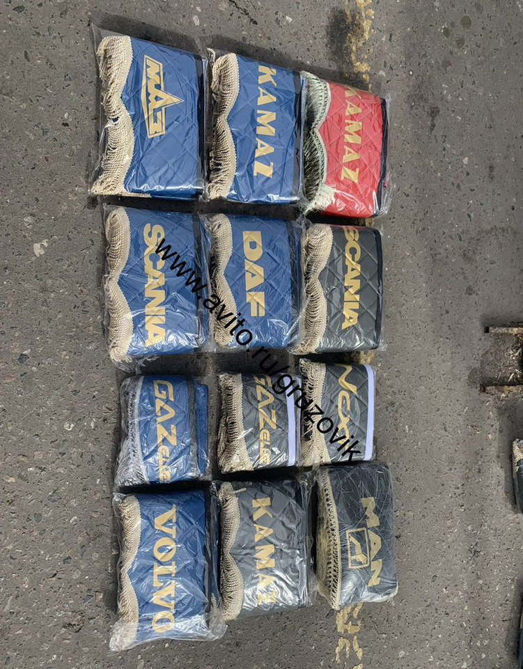 Ламбрекен двухсторонний + боковушка экокожа kamza - Кабина и интерьер для Грузовиков: фото 2 Ламбрекен двухсторонний + боковушка экокожа kamza - Кабина и интерьер для Грузовиков: фото 2