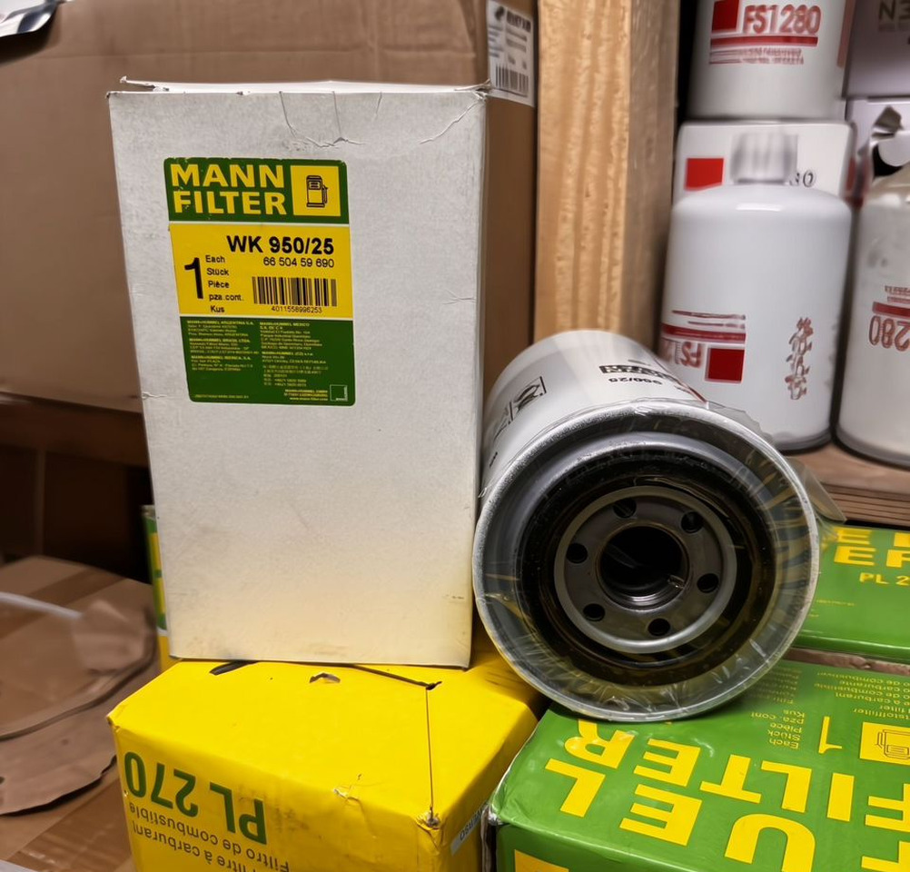 MANN Топливный фильтр mann-filter (Манн) WK95025 - Топливный фильтр для Грузовиков: фото 2 MANN Топливный фильтр mann-filter (Манн) WK95025 - Топливный фильтр для Грузовиков: фото 2