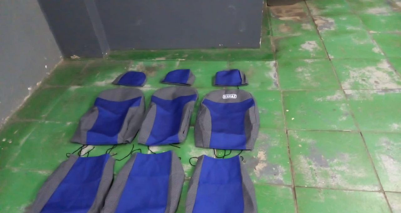 Mercedes-Benz Чехол на 3.шт сидения камаз комплект синий - Сиденье для Грузовиков: фото 3 Mercedes-Benz Чехол на 3.шт сидения камаз комплект синий - Сиденье для Грузовиков: фото 3