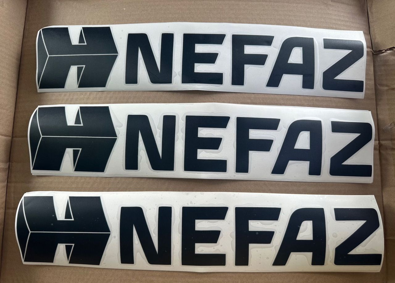Наклейка на автомобиль "nefaz (нефаз) (2 штуки) - Кузов и экстерьер для Грузовиков: фото 1 Наклейка на автомобиль "nefaz (нефаз) (2 штуки) - Кузов и экстерьер для Грузовиков: фото 1