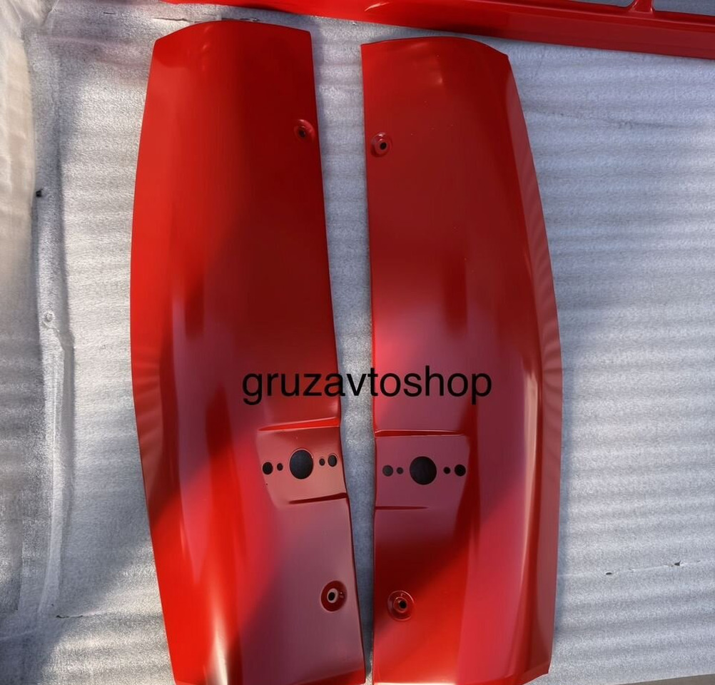 Обтекатель боковой (левый+ правый ) камаз(красный) - Аэродинамика/ Спойлеры для Грузовиков: фото 1