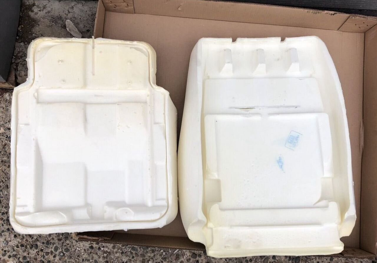 Поролон сиденья Граммер спинка и подушка камаз - Сиденье для Грузовиков: фото 1 Поролон сиденья Граммер спинка и подушка камаз - Сиденье для Грузовиков: фото 1