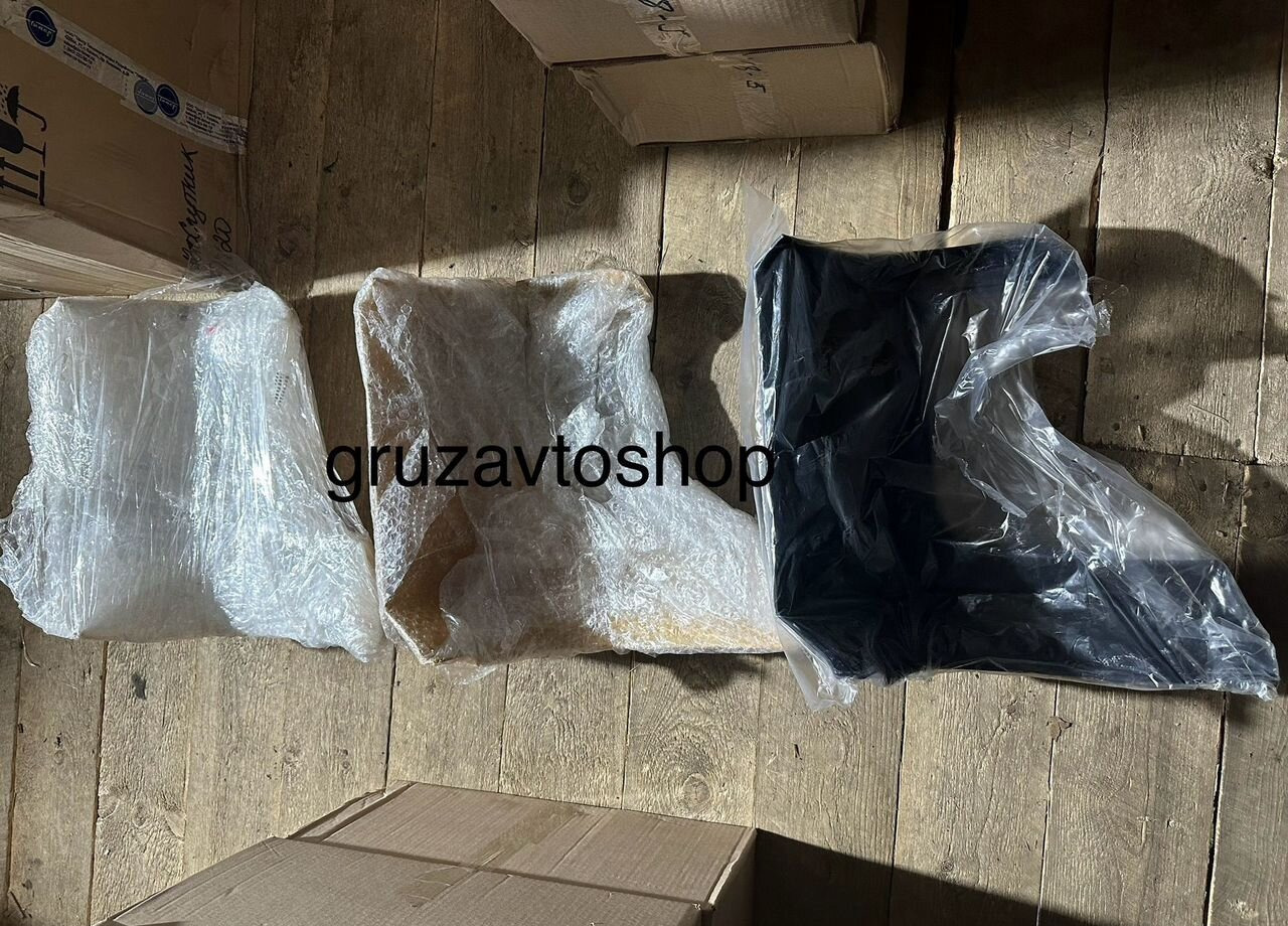 ROSTAR Обтекатель боковой Камаз левый синий Оригинал - Аэродинамика/ Спойлеры для Грузовиков: фото 2 ROSTAR Обтекатель боковой Камаз левый синий Оригинал - Аэродинамика/ Спойлеры для Грузовиков: фото 2