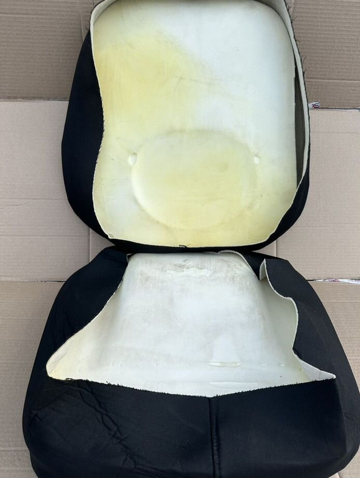 Риат Подушка водительского сиденья в чехле камаз 5320 - Сиденье для Грузовиков: фото 4 Риат Подушка водительского сиденья в чехле камаз 5320 - Сиденье для Грузовиков: фото 4