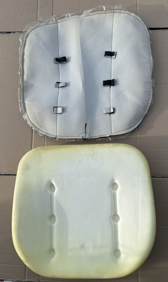 Новый Сиденье для Грузовиков Риат Подушка водительского сиденья в чехле камаз 5320: фото 6 Новый Сиденье для Грузовиков Риат Подушка водительского сиденья в чехле камаз 5320: фото 6