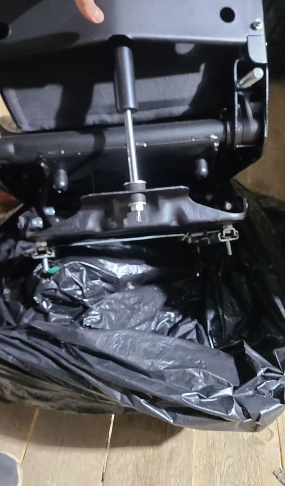 Риат Сиденье водительское в сборе камаз-евро - Сиденье для Грузовиков: фото 5 Риат Сиденье водительское в сборе камаз-евро - Сиденье для Грузовиков: фото 5