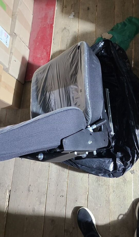 Риат Сиденье водительское в сборе камаз-евро - Сиденье для Грузовиков: фото 4 Риат Сиденье водительское в сборе камаз-евро - Сиденье для Грузовиков: фото 4