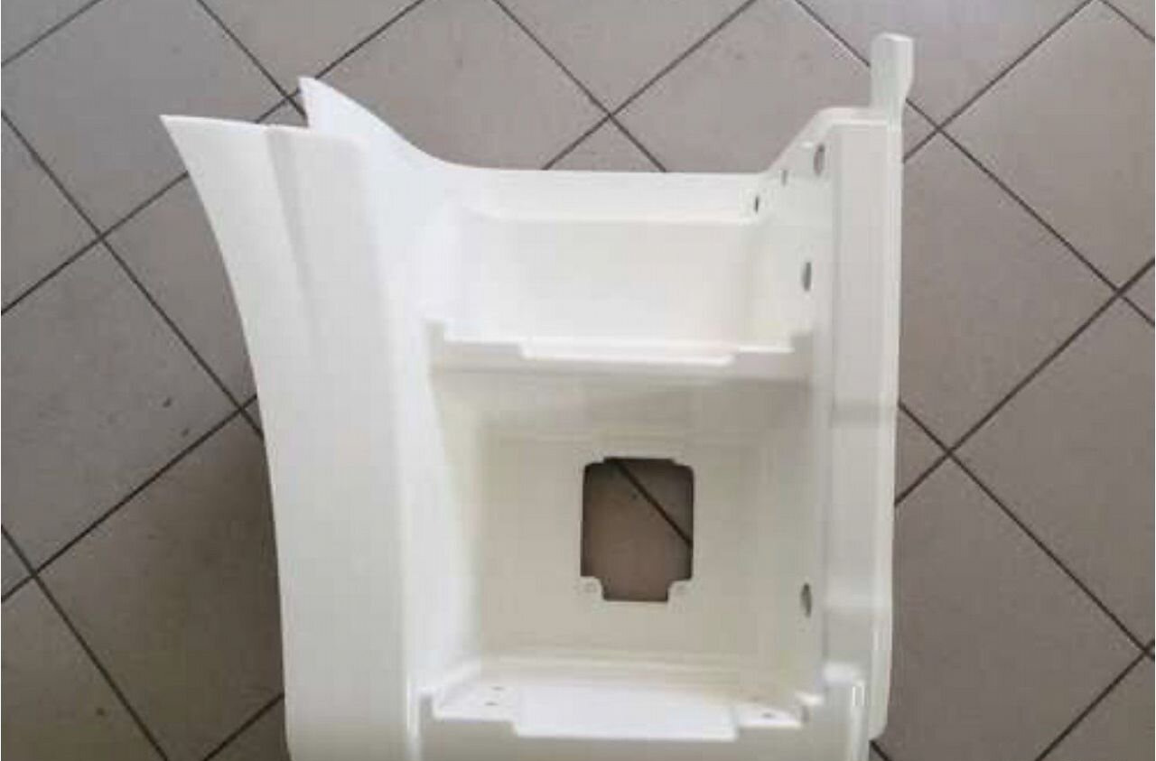 Щиток подножки камаз-65115 под 2 ступен Рестайлинг - Боковая подножка для Грузовиков: фото 4 Щиток подножки камаз-65115 под 2 ступен Рестайлинг - Боковая подножка для Грузовиков: фото 4