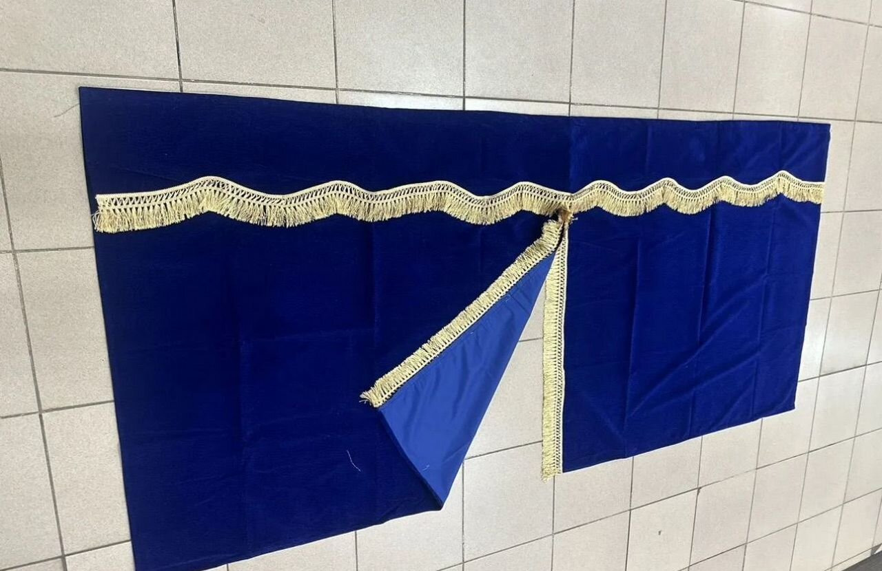 Шторы на спальник, низкая кабина (110*120) ткань - Кабина и интерьер для Грузовиков: фото 2 Шторы на спальник, низкая кабина (110*120) ткань - Кабина и интерьер для Грузовиков: фото 2