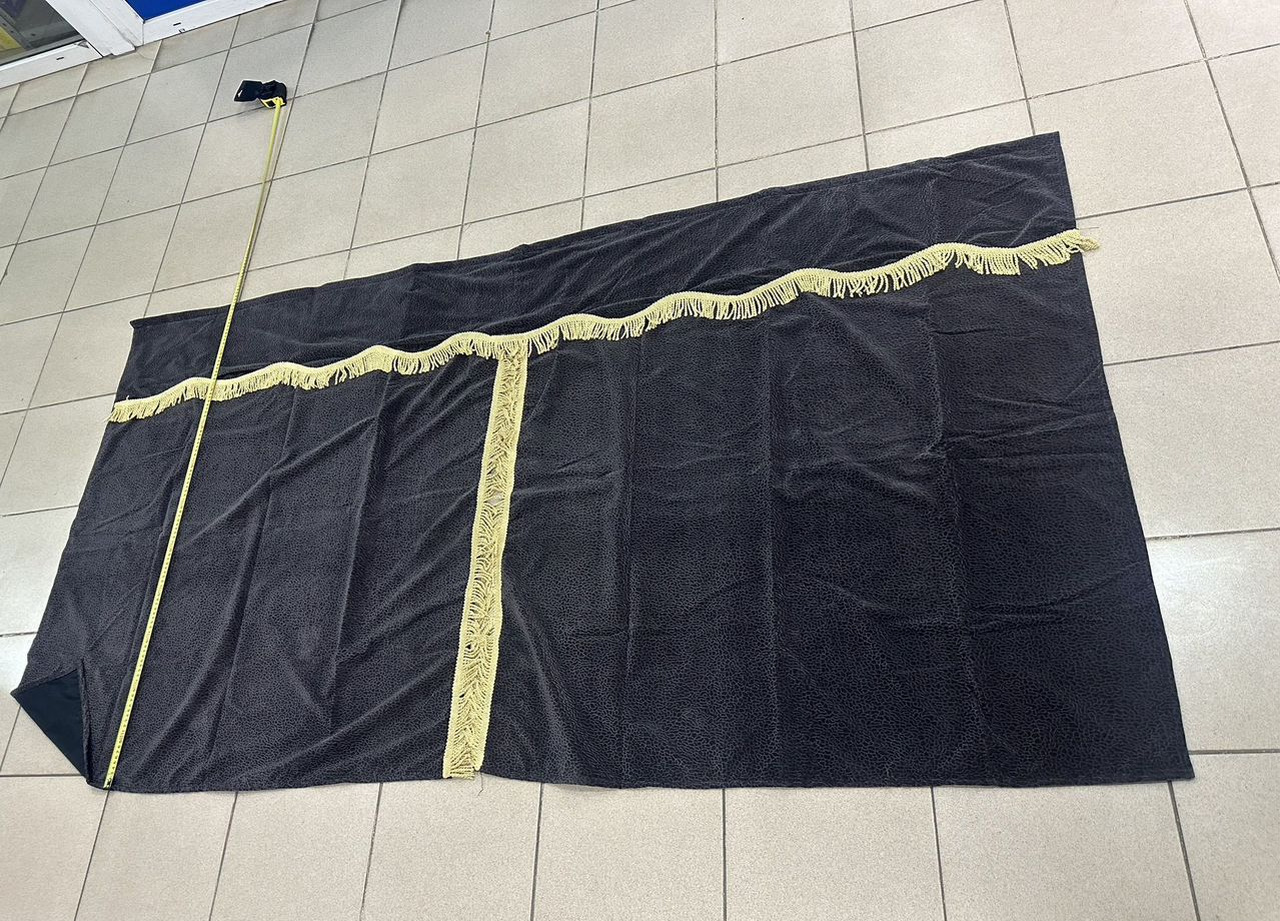 Шторы на спальник, высокая кабина (150*110) 2.шт - Кабина и интерьер для Грузовиков: фото 4 Шторы на спальник, высокая кабина (150*110) 2.шт - Кабина и интерьер для Грузовиков: фото 4