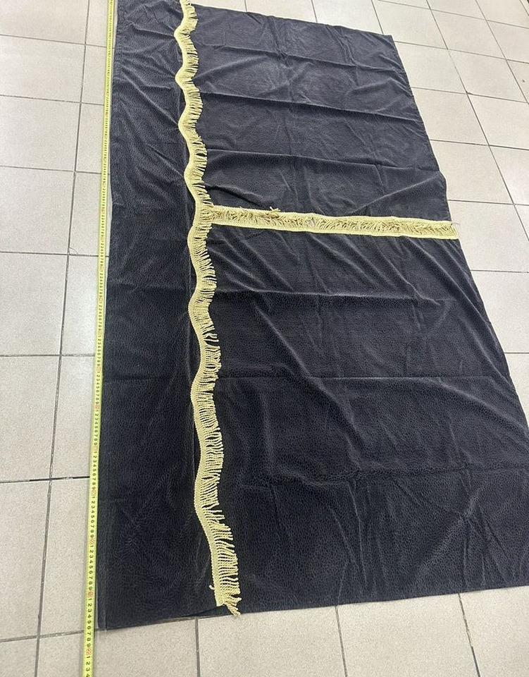 Шторы на спальник, высокая кабина (150*110) ткань - Кабина и интерьер для Грузовиков: фото 3 Шторы на спальник, высокая кабина (150*110) ткань - Кабина и интерьер для Грузовиков: фото 3