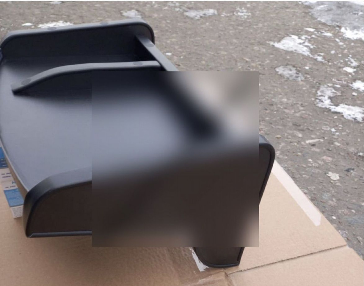 Столик в кабину мтз малый с полкой - Кабина и интерьер для Грузовиков: фото 3 Столик в кабину мтз малый с полкой - Кабина и интерьер для Грузовиков: фото 3