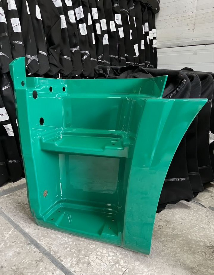 ТЕХНОТРОН Щиток камаз-5490 подножки левый завод - Боковая подножка для Грузовиков: фото 1