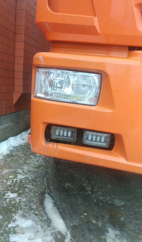 ТехАвтоСвет Фара Универсальный Двухцветный камаз 6520 (4.шт) - Передняя фара для Грузовиков: фото 3 ТехАвтоСвет Фара Универсальный Двухцветный камаз 6520 (4.шт) - Передняя фара для Грузовиков: фото 3