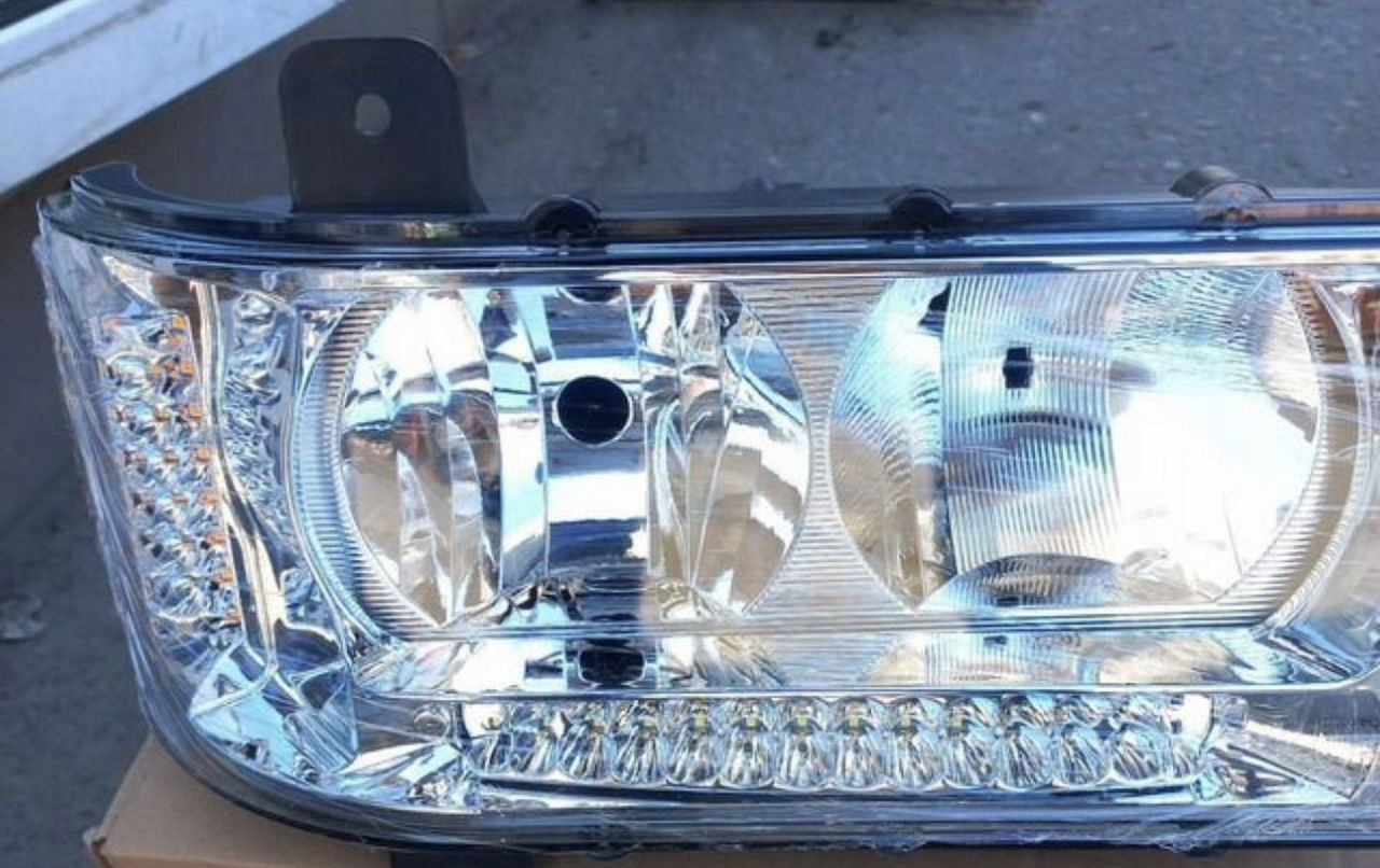 ТехАвтоСвет Фара блок камаз 6520 65115 4308 дхо LED 2.шт - Передняя фара для Грузовиков: фото 3 ТехАвтоСвет Фара блок камаз 6520 65115 4308 дхо LED 2.шт - Передняя фара для Грузовиков: фото 3
