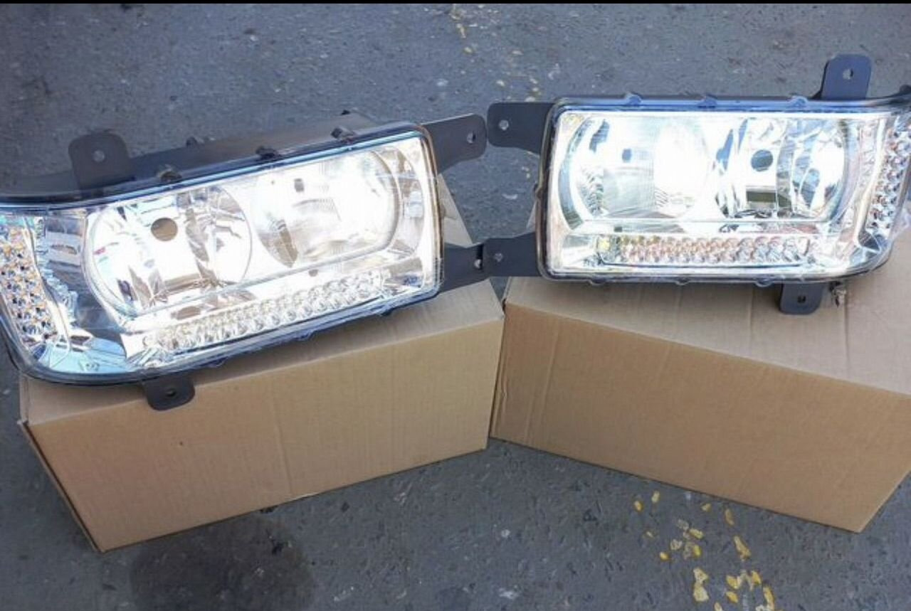ТехАвтоСвет Фара блок камаз 6520 65115 4308 дхо LED 2.шт - Передняя фара для Грузовиков: фото 1 ТехАвтоСвет Фара блок камаз 6520 65115 4308 дхо LED 2.шт - Передняя фара для Грузовиков: фото 1