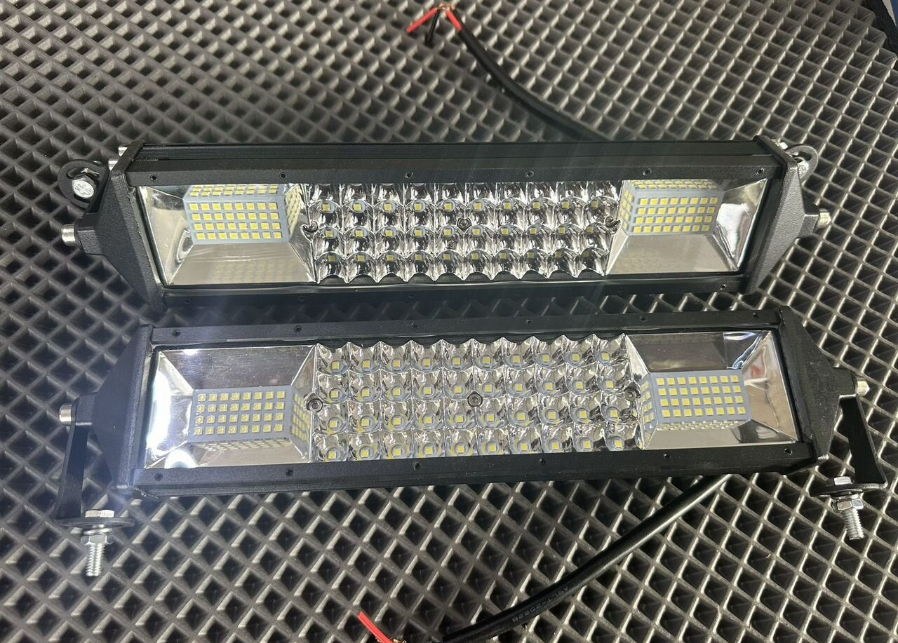 ТехАвтоСвет Фара противотуманная универсальная 12-24V (2.шт) - Противотуманная фара для Грузовиков: фото 1 ТехАвтоСвет Фара противотуманная универсальная 12-24V (2.шт) - Противотуманная фара для Грузовиков: фото 1