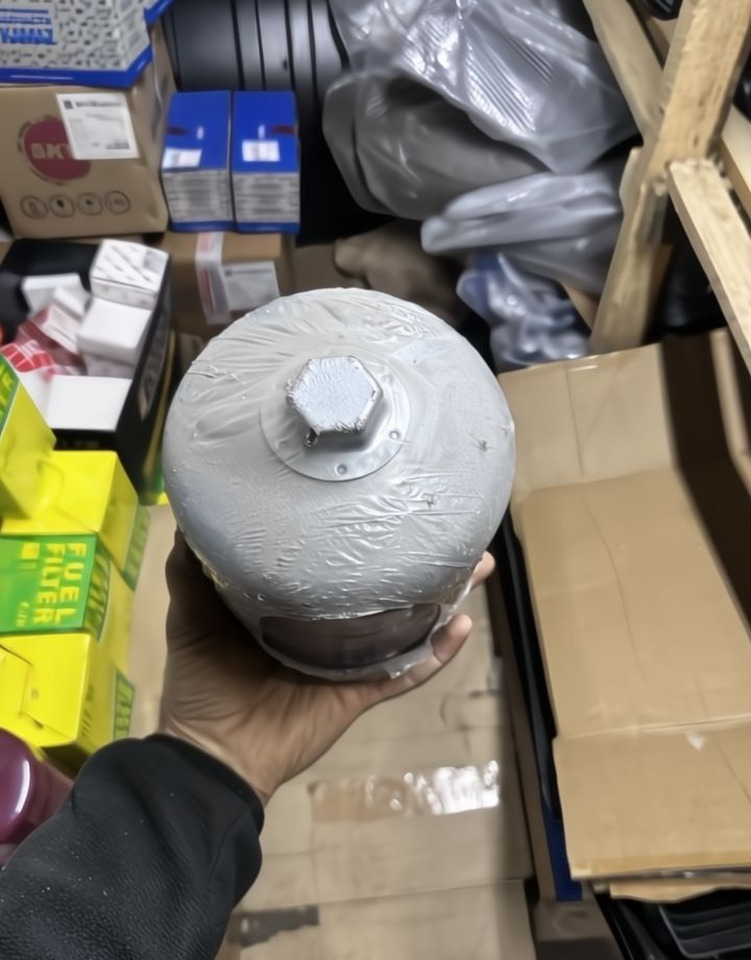 Wabco Фильтр осушителя scania с маслоотделителем wabco - Детали тормозной системы для Грузовиков: фото 2 Wabco Фильтр осушителя scania с маслоотделителем wabco - Детали тормозной системы для Грузовиков: фото 2