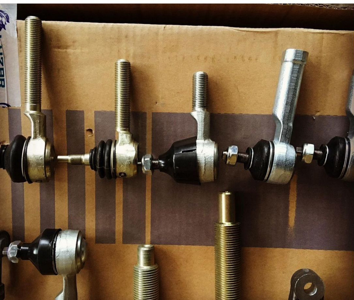 ZF Наконечник тяга кпп камаз zf - Коробка передач и запчасти для Грузовиков: фото 1 ZF Наконечник тяга кпп камаз zf - Коробка передач и запчасти для Грузовиков: фото 1