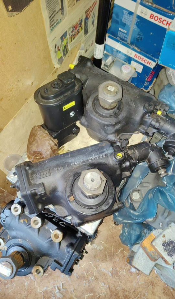 ZF Рулевой механизм (гур) - 4308, 6520 ZF - Рулевой механизм для Грузовиков: фото 1 ZF Рулевой механизм (гур) - 4308, 6520 ZF - Рулевой механизм для Грузовиков: фото 1