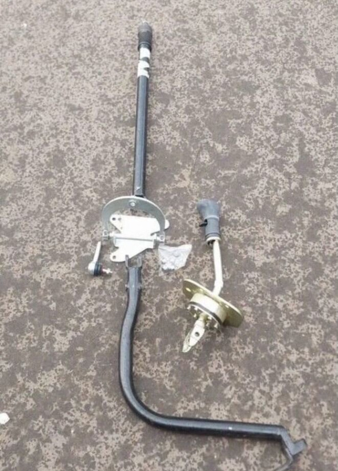 ZF Рычаг переключения (кулисы) камаз-6520 кпп ZF в сб - Коробка передач и запчасти для Грузовиков: фото 1 ZF Рычаг переключения (кулисы) камаз-6520 кпп ZF в сб - Коробка передач и запчасти для Грузовиков: фото 1