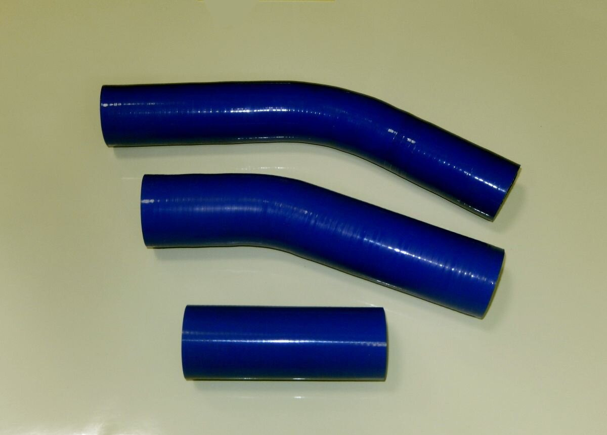 ZIL Комплект патрубков ЗИЛ-130 (к-т 3 штуки) силикон - Детали тормозной системы для Грузовиков: фото 1 ZIL Комплект патрубков ЗИЛ-130 (к-т 3 штуки) силикон - Детали тормозной системы для Грузовиков: фото 1