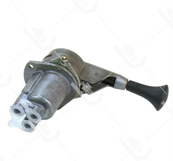 ZTD Кран тормозной, 3 вывода н/о камаз, зил,маз - Тормозной клапан для Грузовиков: фото 2 ZTD Кран тормозной, 3 вывода н/о камаз, зил,маз - Тормозной клапан для Грузовиков: фото 2