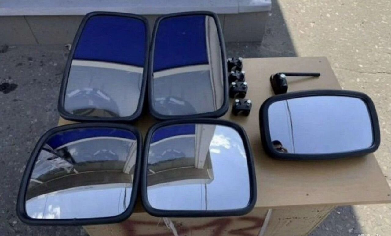 Зеркала комплект на К-Т 5.шт креплением - Зеркало заднего вида для Грузовиков: фото 1 Зеркала комплект на К-Т 5.шт креплением - Зеркало заднего вида для Грузовиков: фото 1