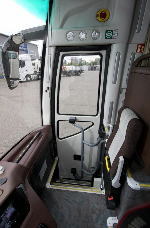 Новый Туристический автобус Foton AUV BJ6122: фото 14