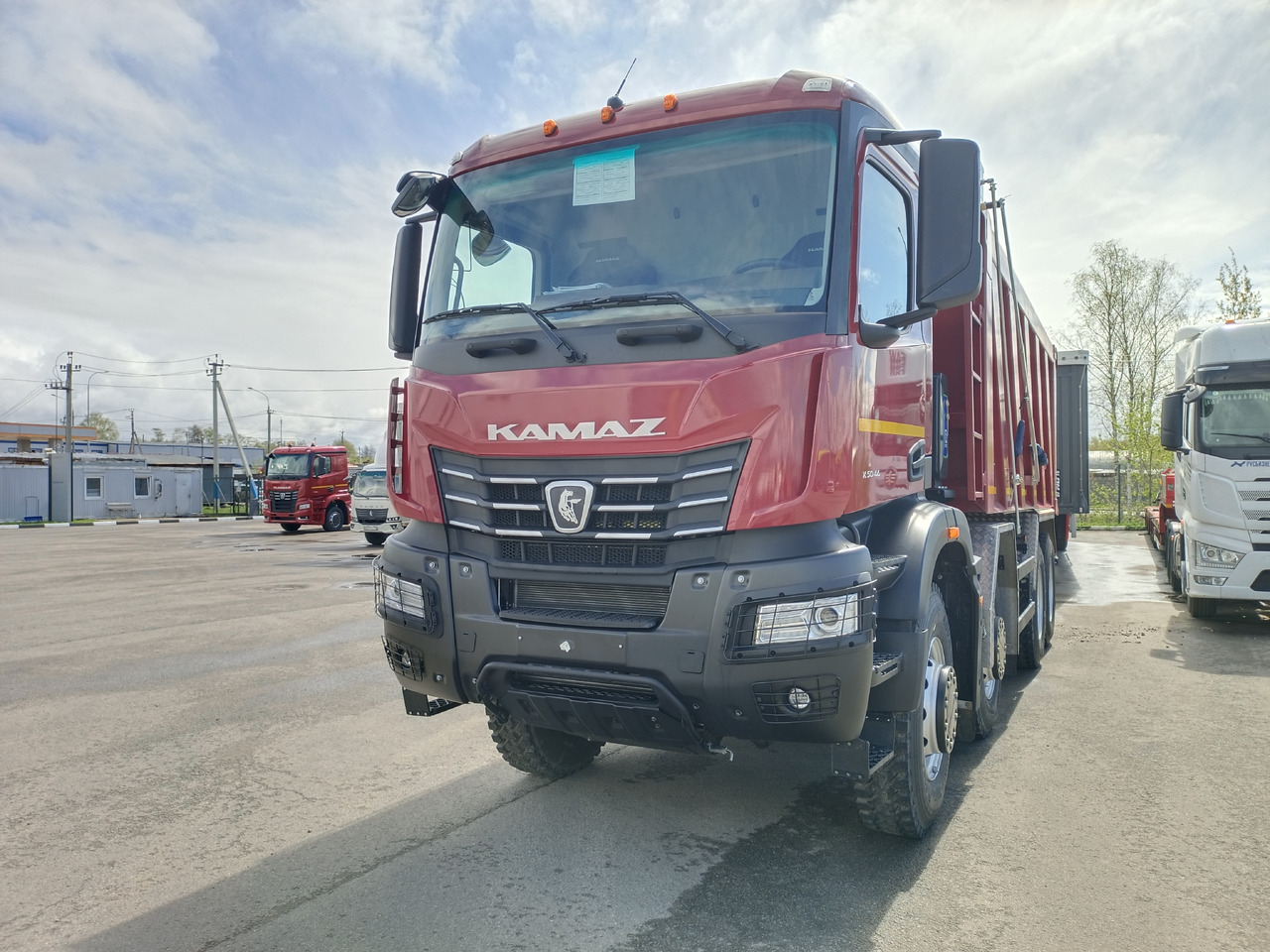 Новый Самосвал Для транспортировки сыпучих материалов КамАЗ 65951: фото 10