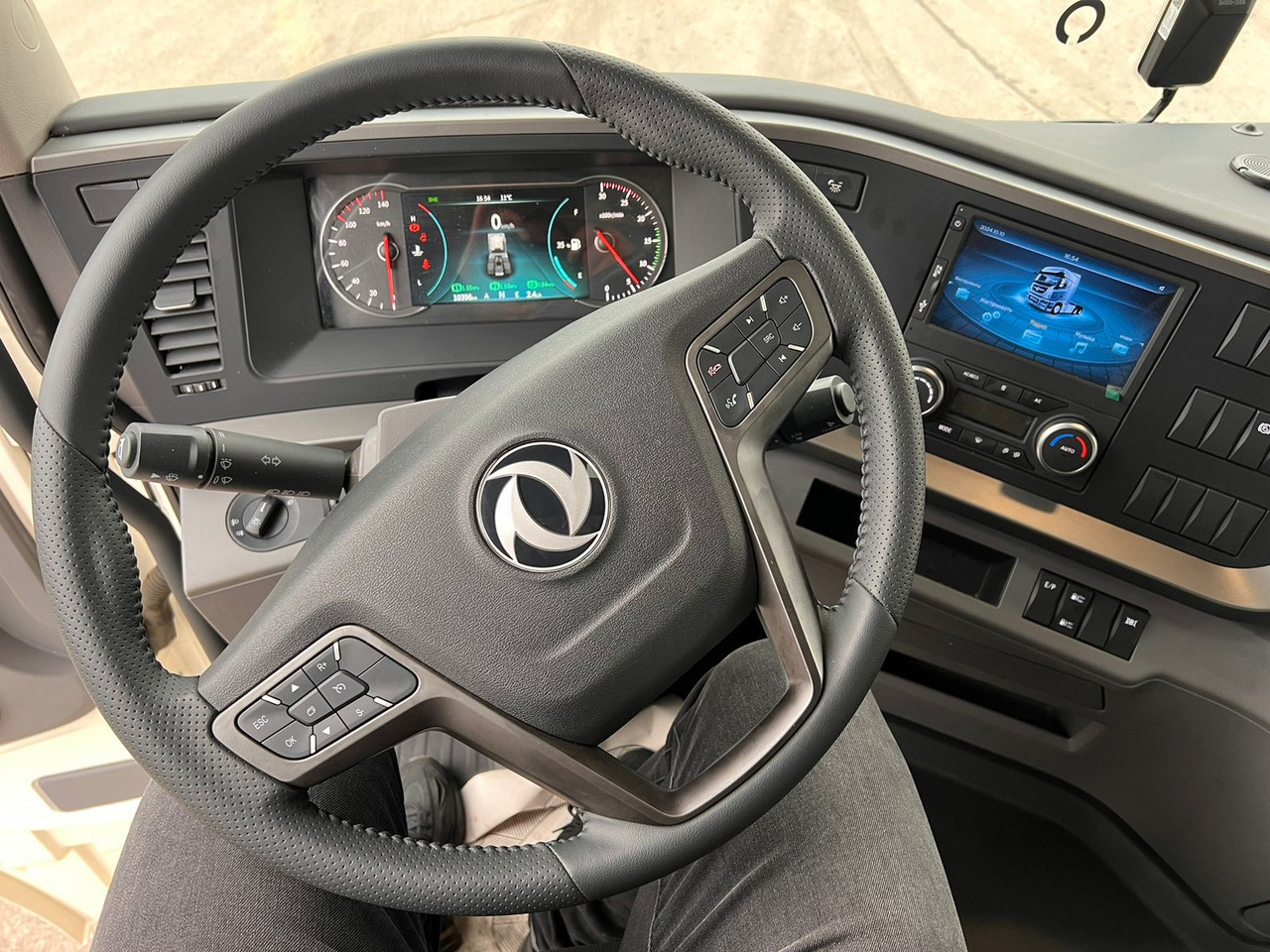 Новый Тягач DONGFENG GX DFH 4180 4x2: фото 6