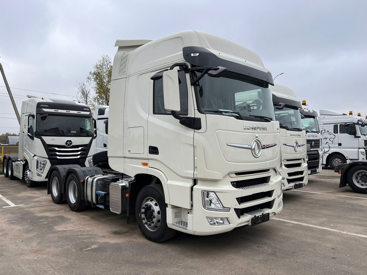 DONGFENG GX DFH4271 - Тягач: фото 3 DONGFENG GX DFH4271 - Тягач: фото 3