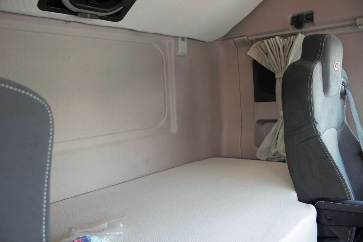 Новый Тягач Dongfeng DFH 4180: фото 13