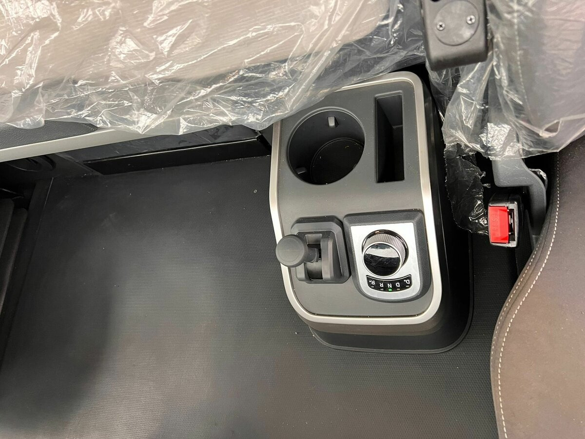 Новый Тягач Dongfeng DFH 4250: фото 7