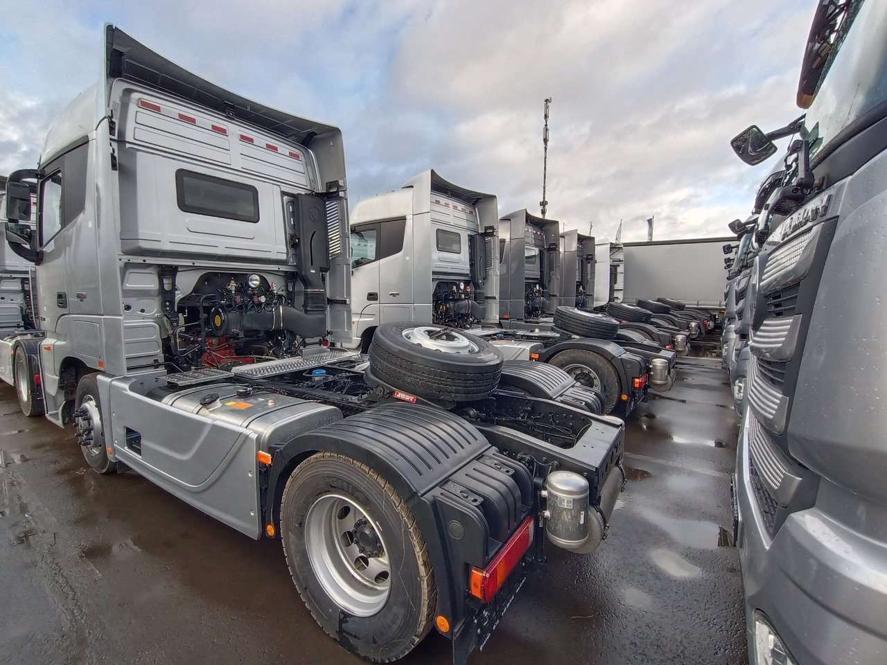 FOTON AUMAN - Тягач: фото 4 FOTON AUMAN - Тягач: фото 4