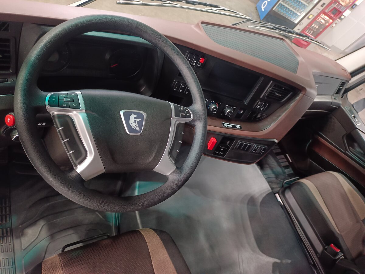 КамАЗ 54902 - Тягач: фото 3 КамАЗ 54902 - Тягач: фото 3