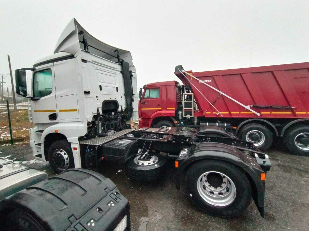 КамАЗ 54902 - Тягач: фото 2 КамАЗ 54902 - Тягач: фото 2