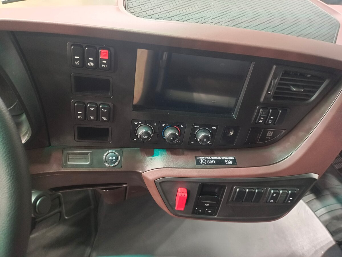 КамАЗ 54902 - Тягач: фото 4 КамАЗ 54902 - Тягач: фото 4