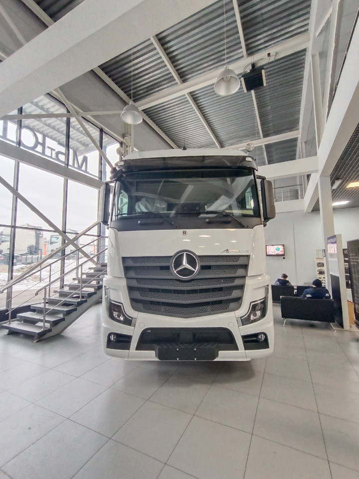 MERCEDES-BENZ Actros 1848LS - Тягач: фото 1 MERCEDES-BENZ Actros 1848LS - Тягач: фото 1