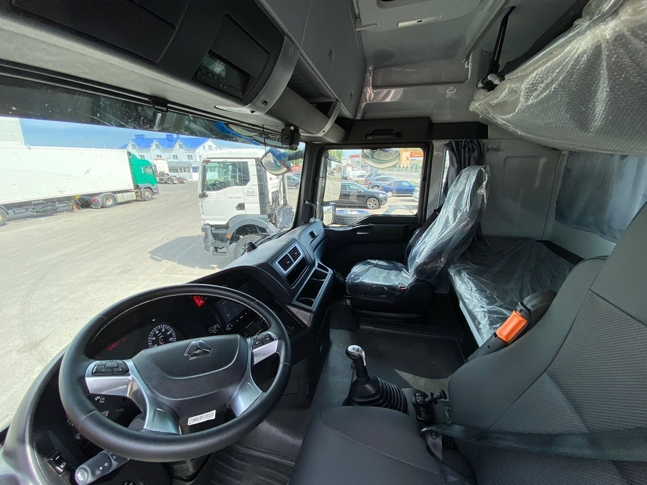 Новый Тягач SITRAK C7H ADR: фото 8