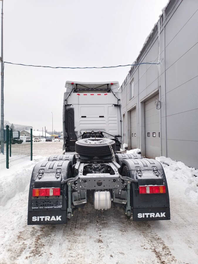 Новый Тягач Sinotruk Sitrak C7H: фото 6