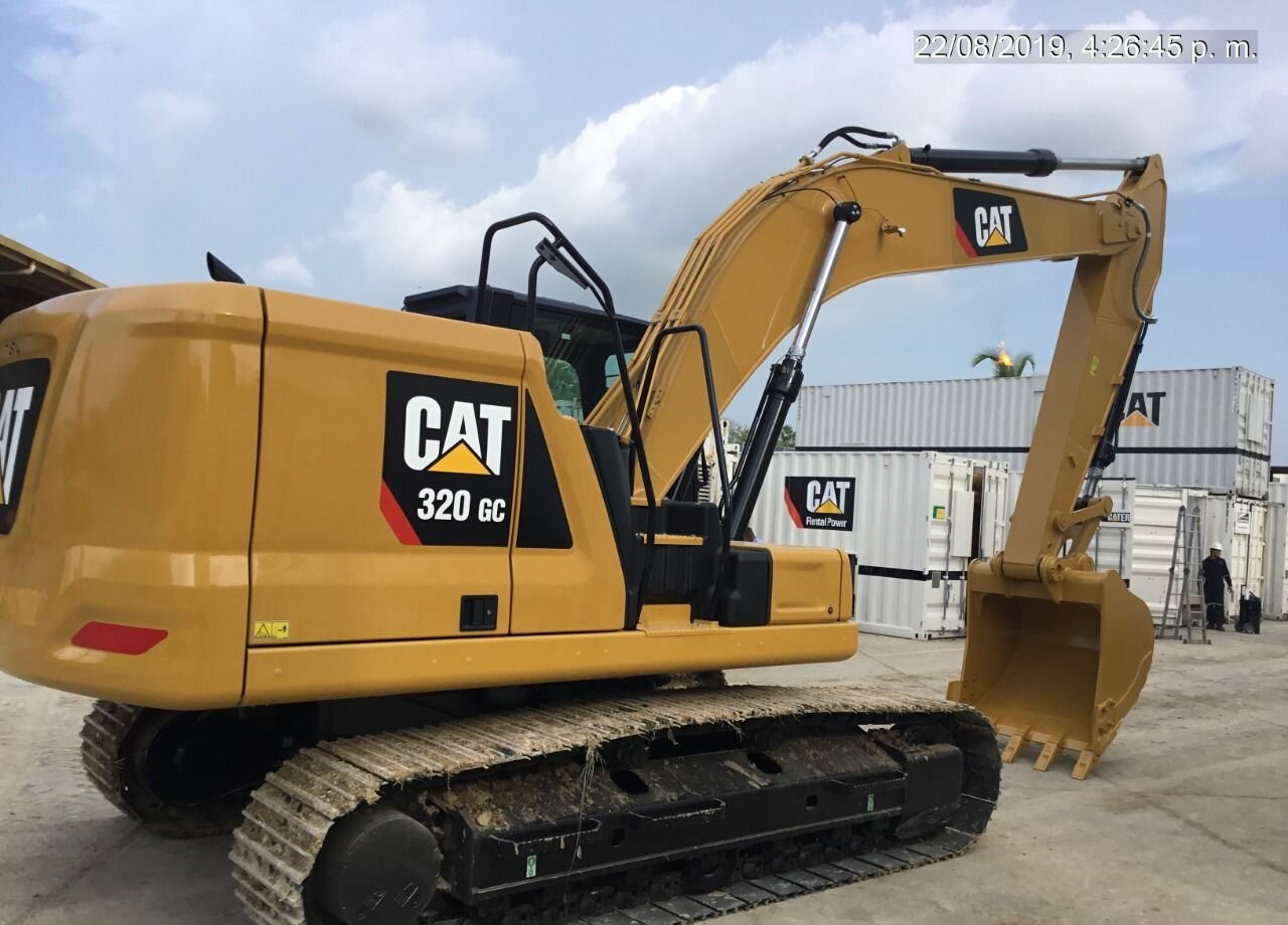 CAT 320 GC - Гусеничный экскаватор: фото 1 CAT 320 GC - Гусеничный экскаватор: фото 1