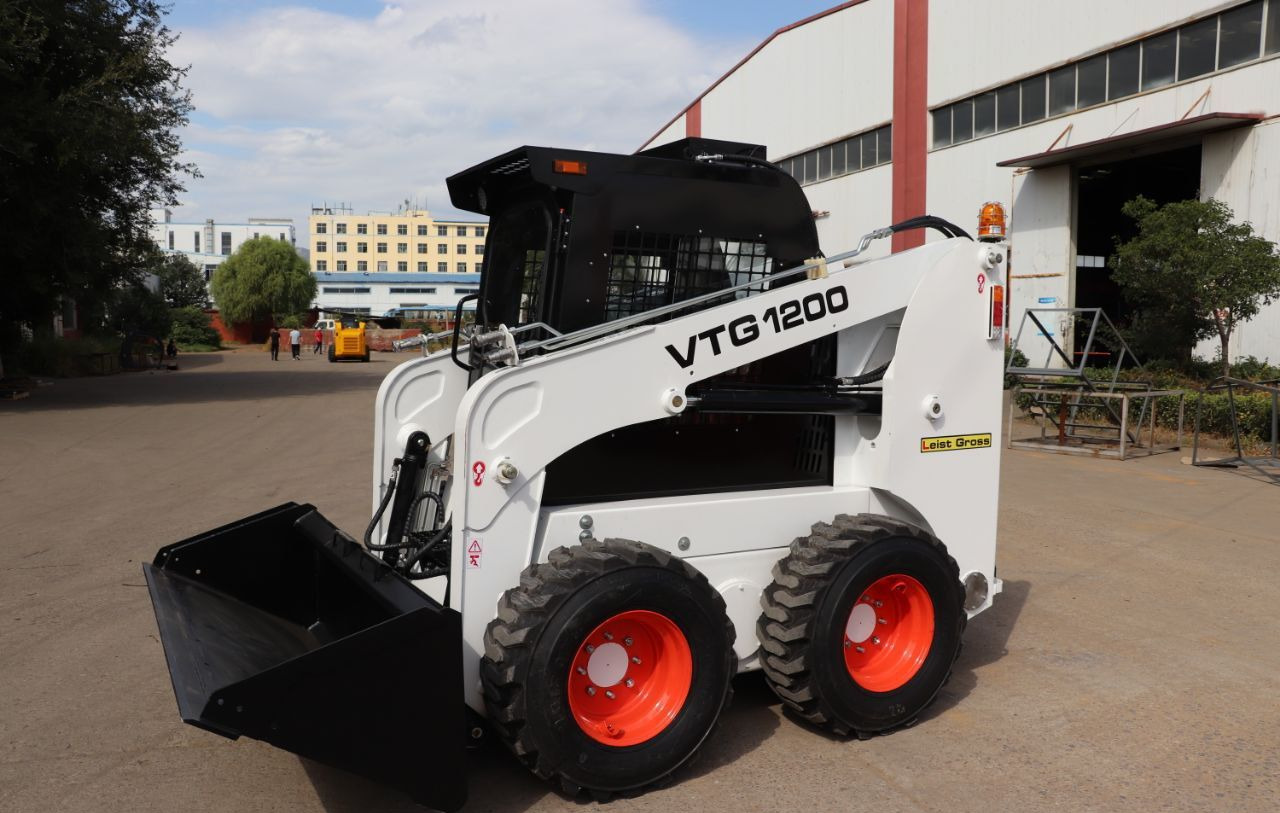 Новый Мини-погрузчик с бортовым поворотом Leist Gross VTG1200: фото 7